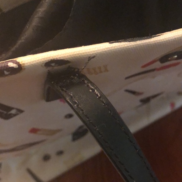 Spacious Kate Spade Tote - Picture 3 of 5